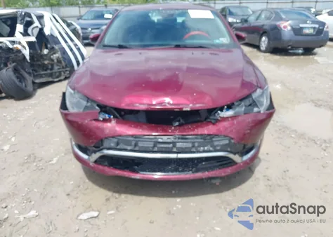 2015 Chrysler 200 C z USA, uszkodzony, nr VIN 1C3CCCEG9FN610667